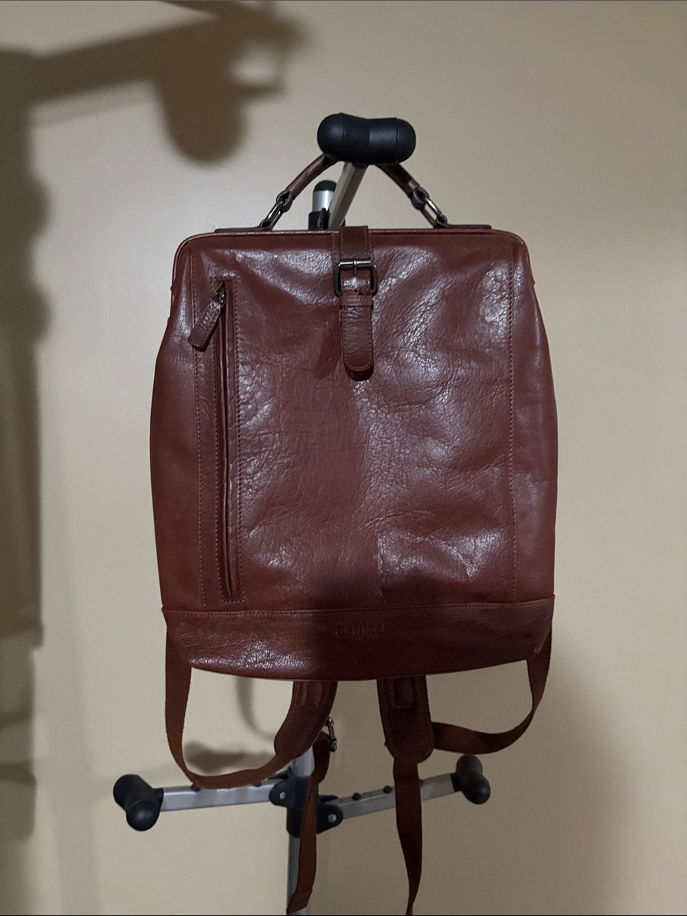 Brown Leather Backpack - Classic Carry
